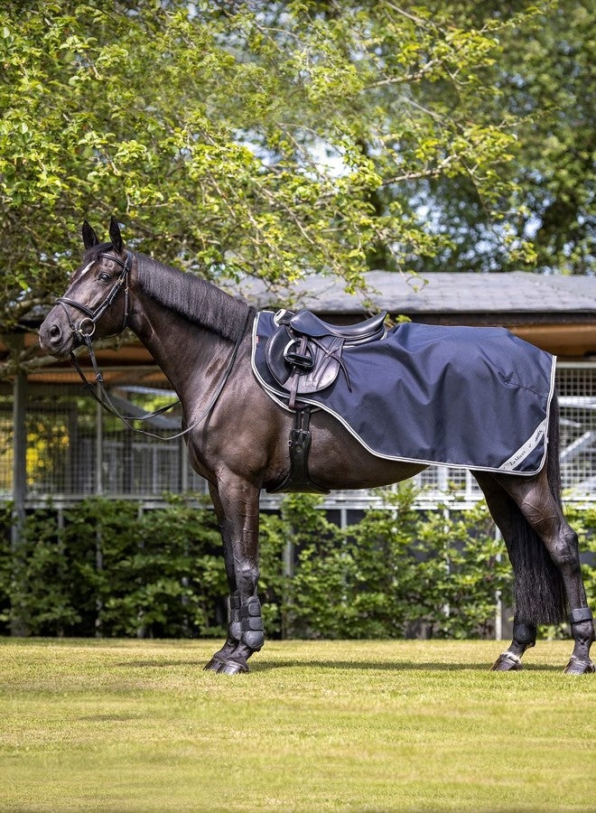 LeMieux Arika Horse Exercise Sheet in Navy - Waterproof Equestrian Rug with Classic Cut, Reflective Panels, Rear Soft Cord and Filet Strap - Small - Image 2